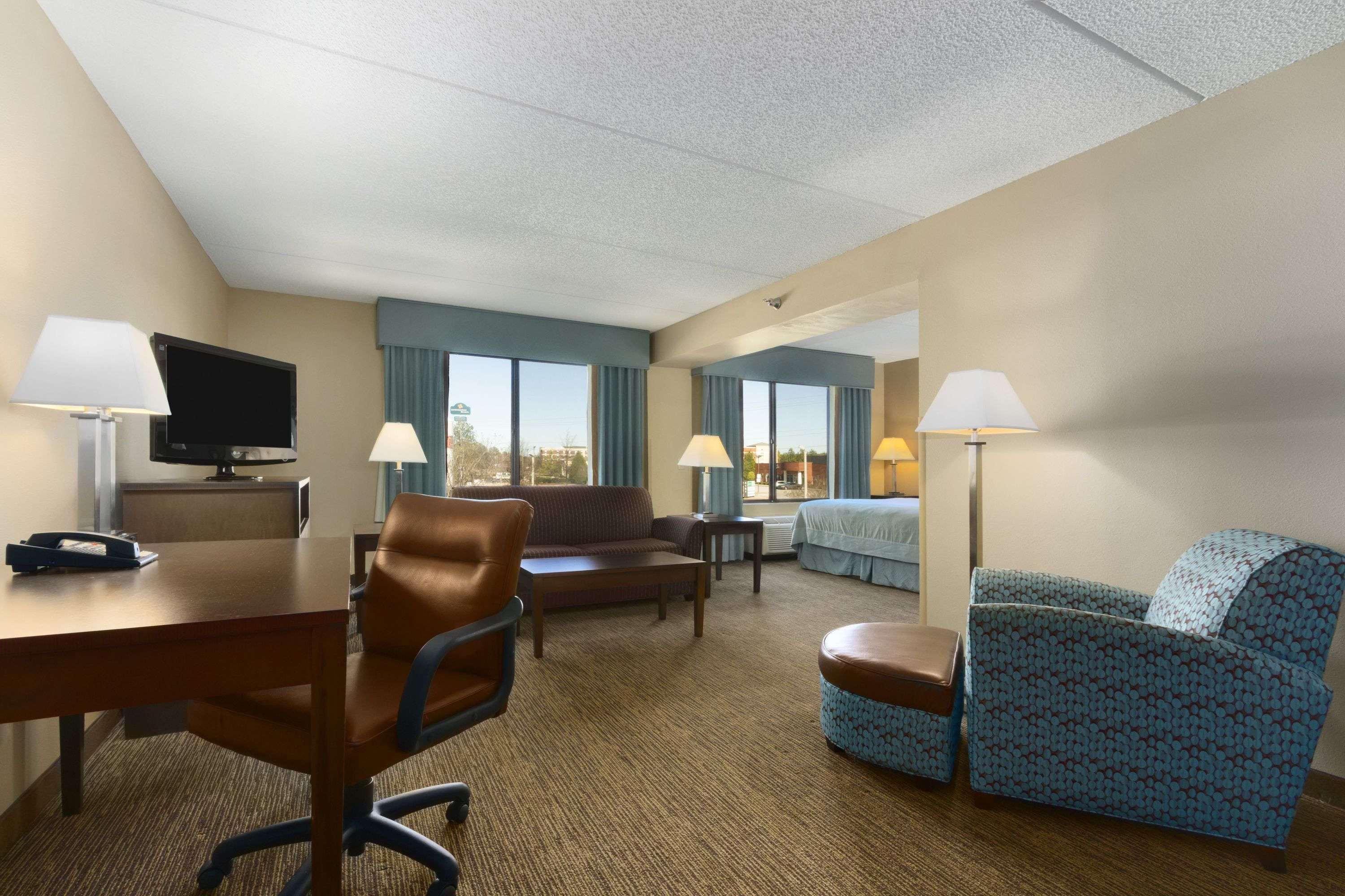 Independent Sphc Cross Creek Inn & Suites Fayetteville Exterior photo