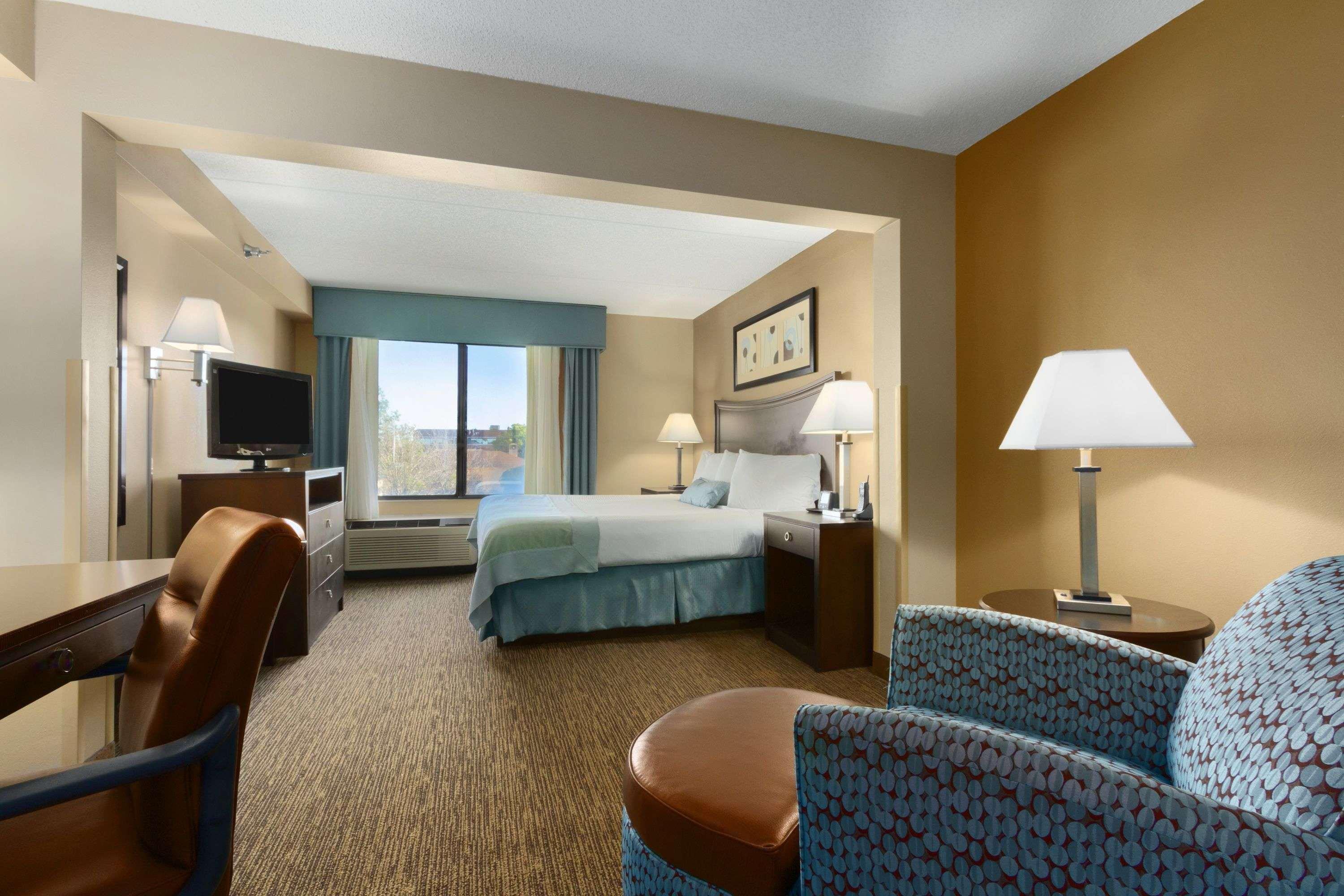 Independent Sphc Cross Creek Inn & Suites Fayetteville Exterior photo